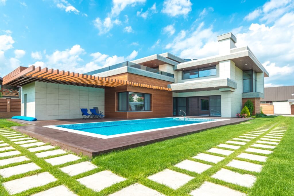 Professional swimming pool services
